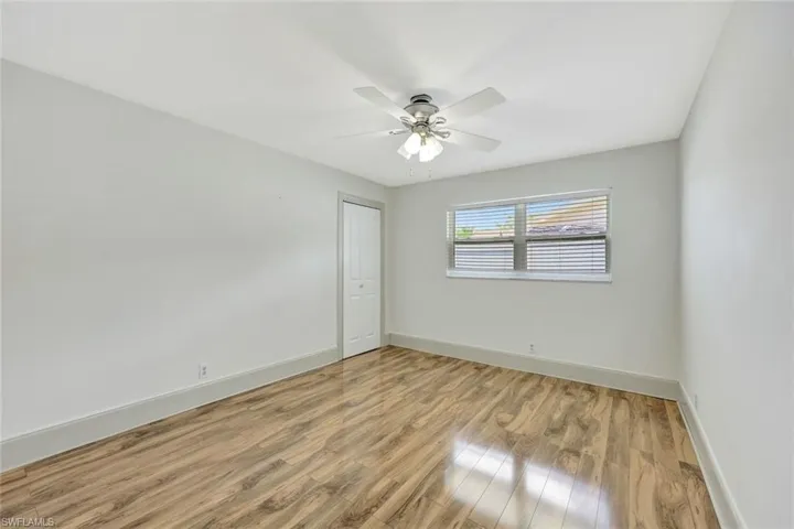 124  Flame Vine  DR, Naples, FL 34110