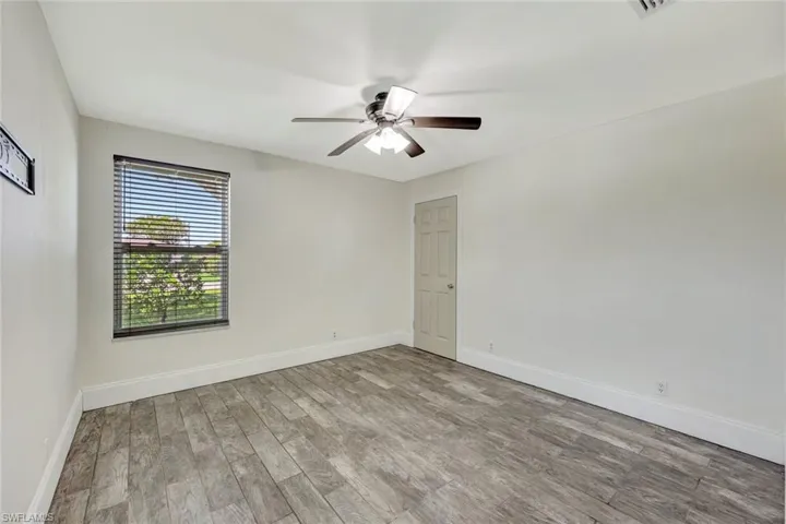 124  Flame Vine  DR, Naples, FL 34110
