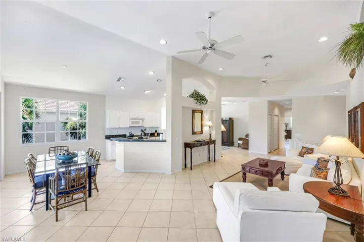 This room is so light, bright and airy - perfect for entertaining family and friends!