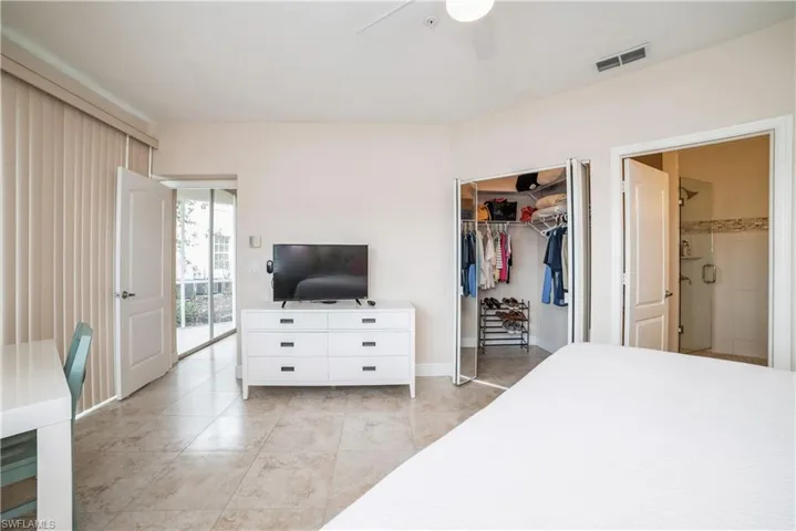 1101  Sweetwater  LN, Naples, FL 34110