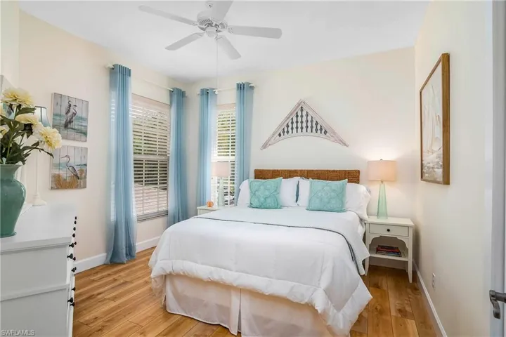 3280  Crown Pointe  BLVD, Naples, FL 34112