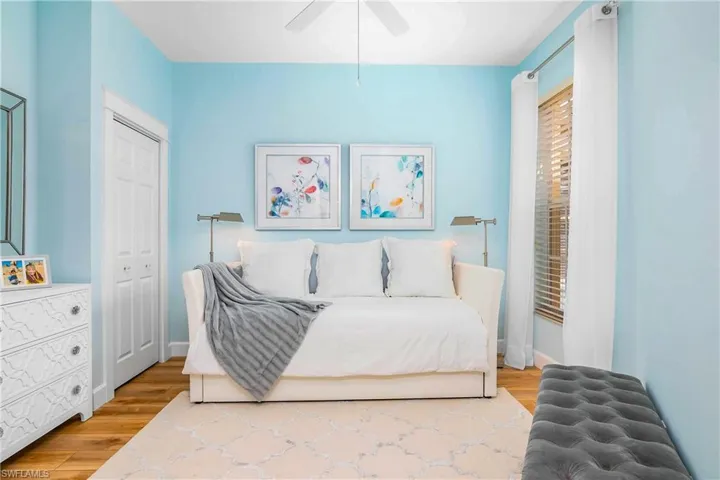 3280  Crown Pointe  BLVD, Naples, FL 34112