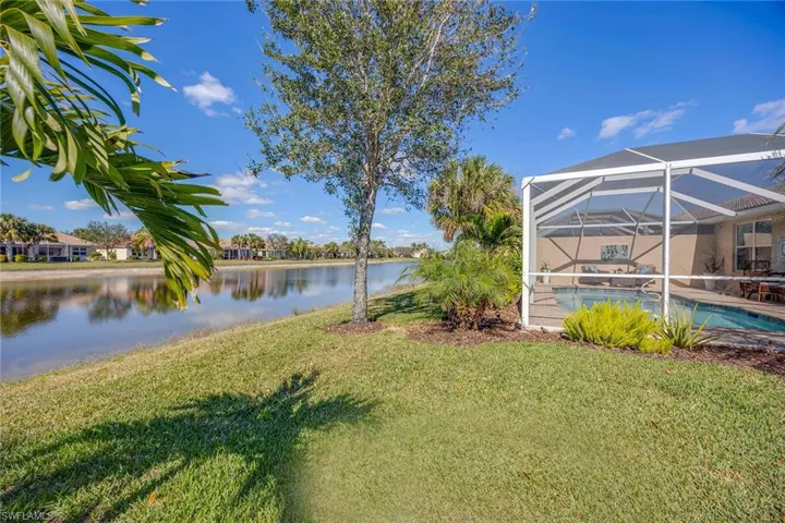 8429  Karina  CT, Naples, FL 34114