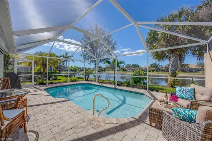 8429  Karina  CT, Naples, FL 34114