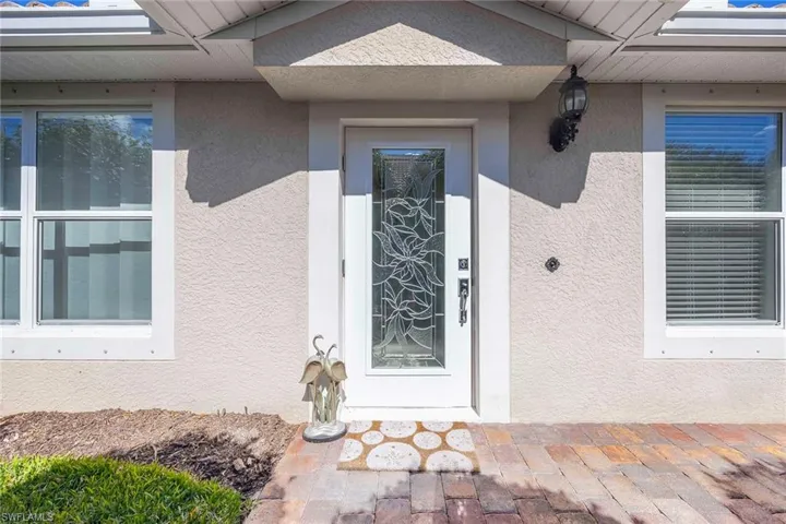 8429  Karina  CT, Naples, FL 34114