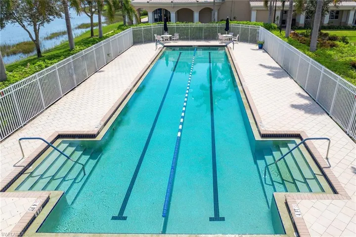 8429  Karina  CT, Naples, FL 34114