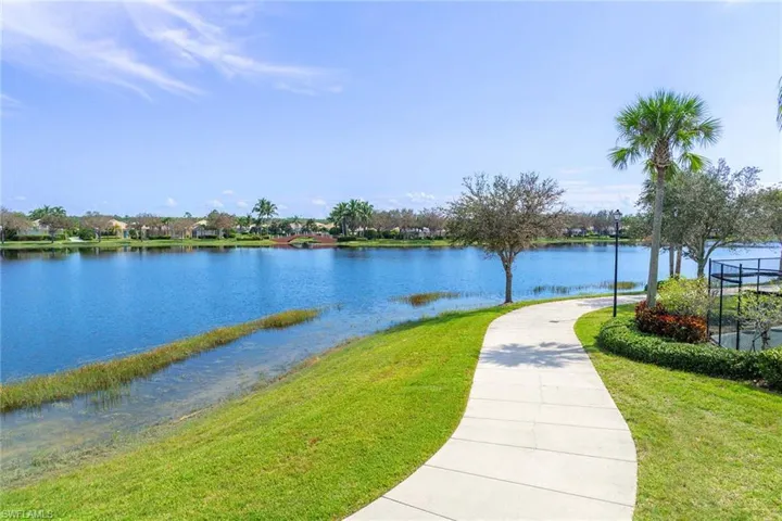 8429  Karina  CT, Naples, FL 34114