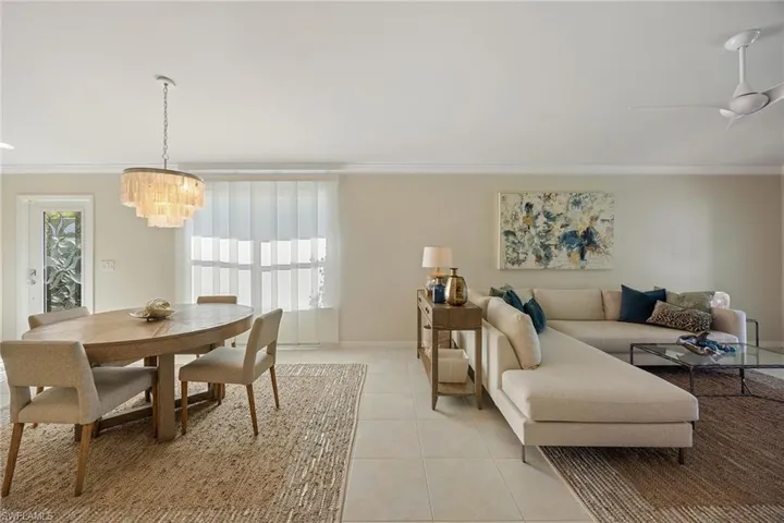 8429  Karina  CT, Naples, FL 34114