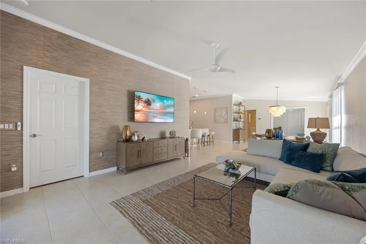 8429  Karina  CT, Naples, FL 34114