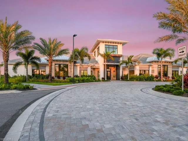 Esplanade Lake Club clubhouse