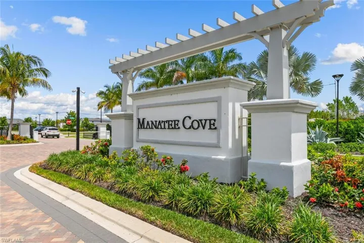 2227  Yellowfin  CIR, Naples, FL 34114