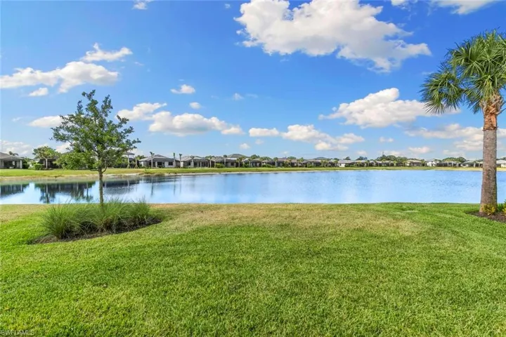 2227  Yellowfin  CIR, Naples, FL 34114