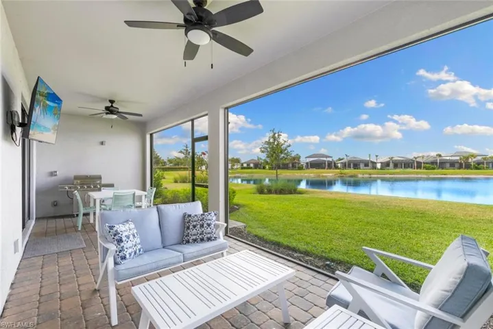 2227  Yellowfin  CIR, Naples, FL 34114
