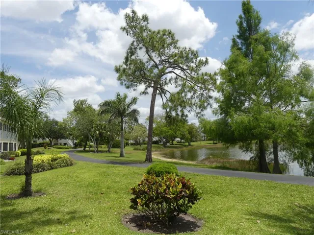 1704  Kings Lake  BLVD, Naples, FL 34112