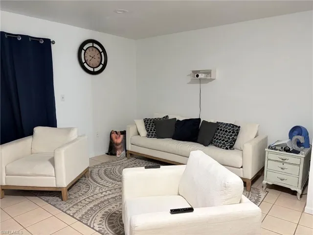 13160 Kings Point Dr 2, Fort Myers, Florida 33919