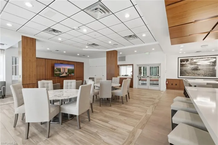 6361 Pelican Bay Blvd 402, Naples, Florida 34108