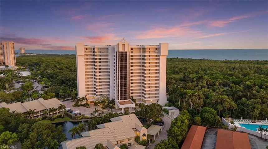 6361 Pelican Bay Blvd 402, Naples, Florida 34108