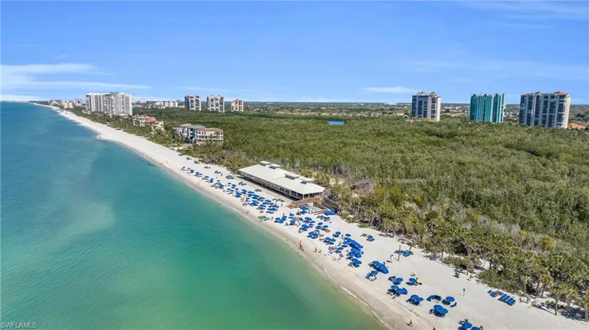 6361 Pelican Bay Blvd 402, Naples, Florida 34108