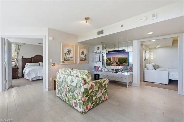 6361 Pelican Bay Blvd 402, Naples, Florida 34108