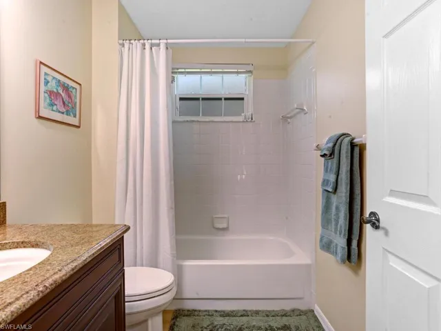 7095  Barrington  CIR, Naples, FL 34108