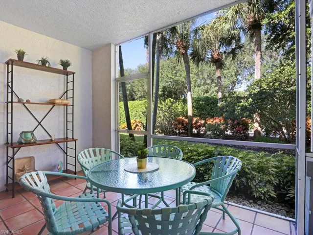 7095  Barrington  CIR, Naples, FL 34108