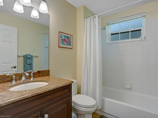 7095  Barrington  CIR, Naples, FL 34108