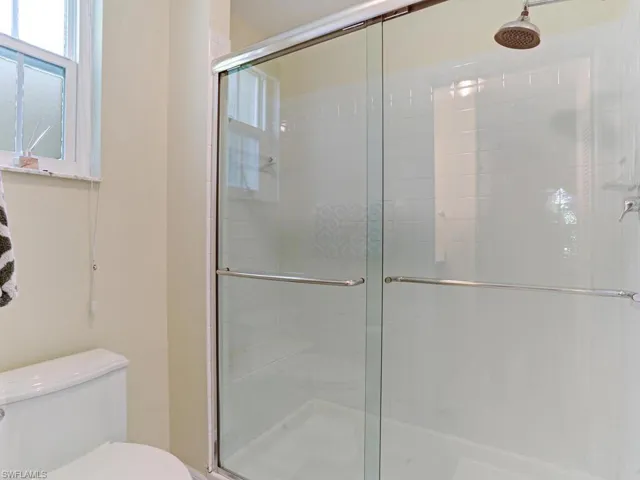 7095  Barrington  CIR, Naples, FL 34108
