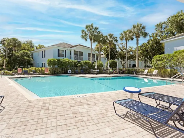 7095  Barrington  CIR, Naples, FL 34108