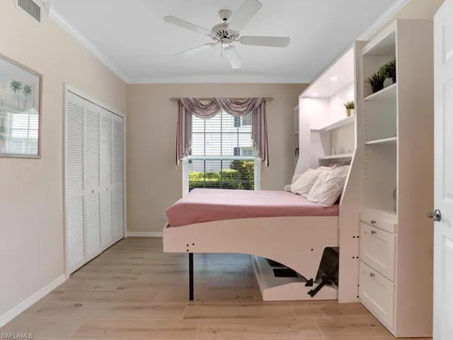 7095  Barrington  CIR, Naples, FL 34108