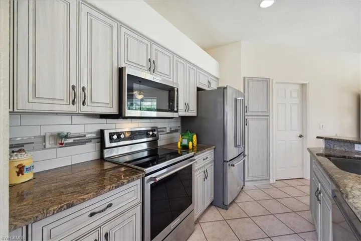 1921  Embarcadero  WAY, North Fort Myers, FL 33917