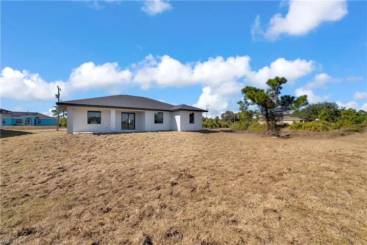 2817 5th St Sw, Lehigh Acres, Florida 33976