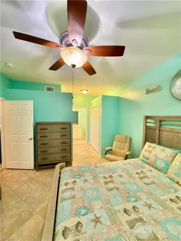 517 Robin Hood Cir 101, Naples, Florida 34104