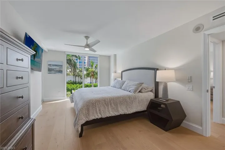 4401 Gulf Shore Blvd N B202, Naples, Florida 34103
