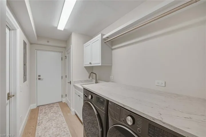 4401 Gulf Shore Blvd N B202, Naples, Florida 34103