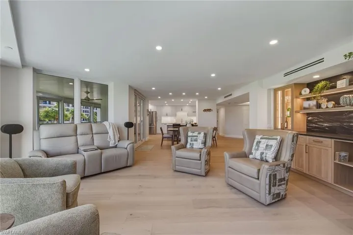 4401 Gulf Shore Blvd N B202, Naples, Florida 34103