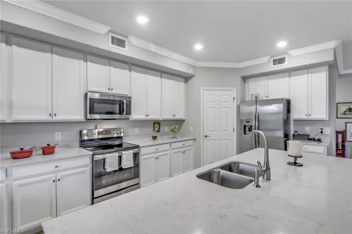 17311  Cherrywood  CT, Bonita Springs, FL 34135