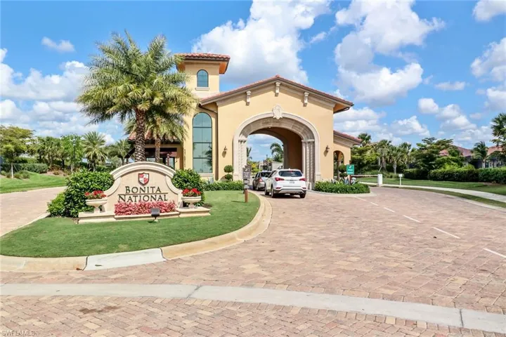 17311  Cherrywood  CT, Bonita Springs, FL 34135