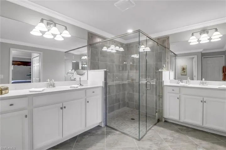 17311  Cherrywood  CT, Bonita Springs, FL 34135