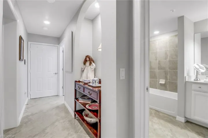 17311  Cherrywood  CT, Bonita Springs, FL 34135