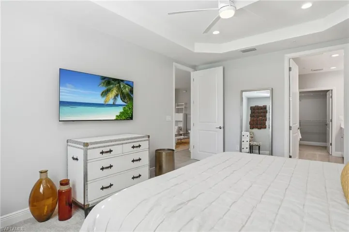 2560 Seychelles Dr 1003, Naples, Florida 34112