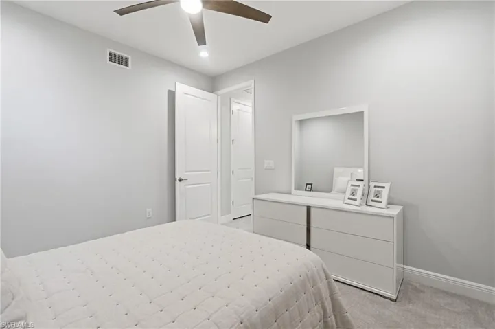 2560 Seychelles Dr 1003, Naples, Florida 34112