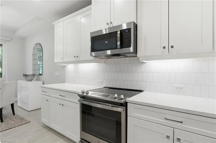 2560 Seychelles Dr 1003, Naples, Florida 34112