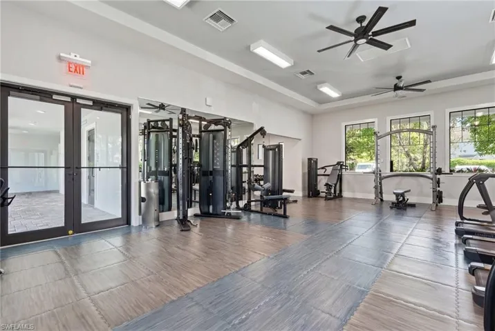 2560 Seychelles Dr 1003, Naples, Florida 34112