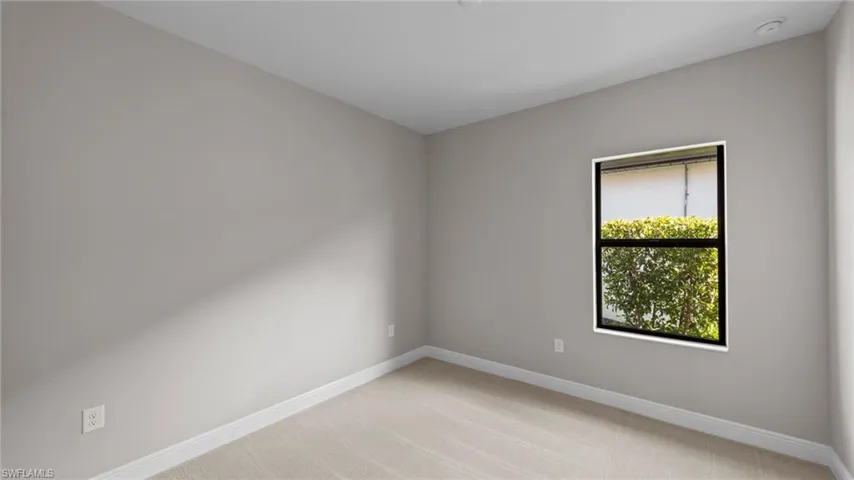 4088  Pegasus  WAY, Naples, FL 34120