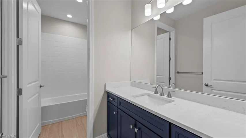 4088  Pegasus  WAY, Naples, FL 34120