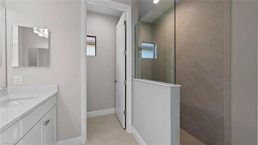4088  Pegasus  WAY, Naples, FL 34120