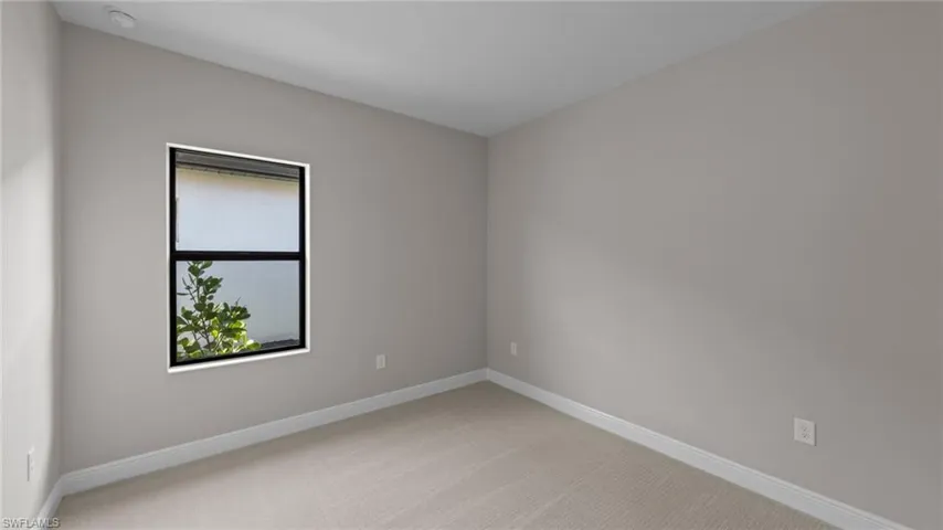 4088  Pegasus  WAY, Naples, FL 34120