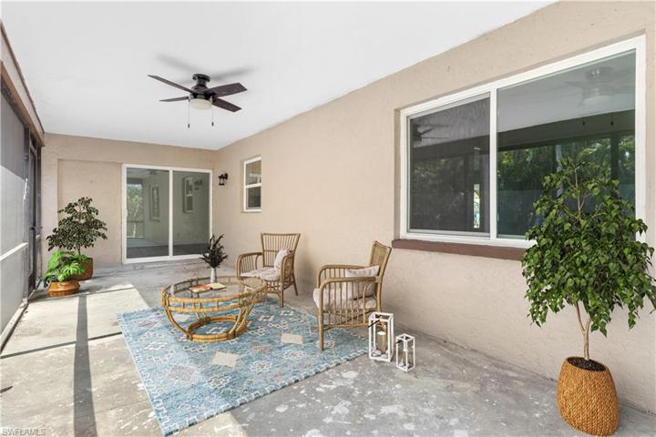 Lanai Staged