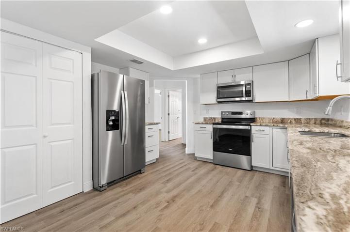 8091  Cleaves  RD, North Fort Myers, FL 33903