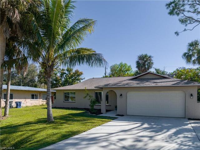 8091  Cleaves  RD, North Fort Myers, FL 33903